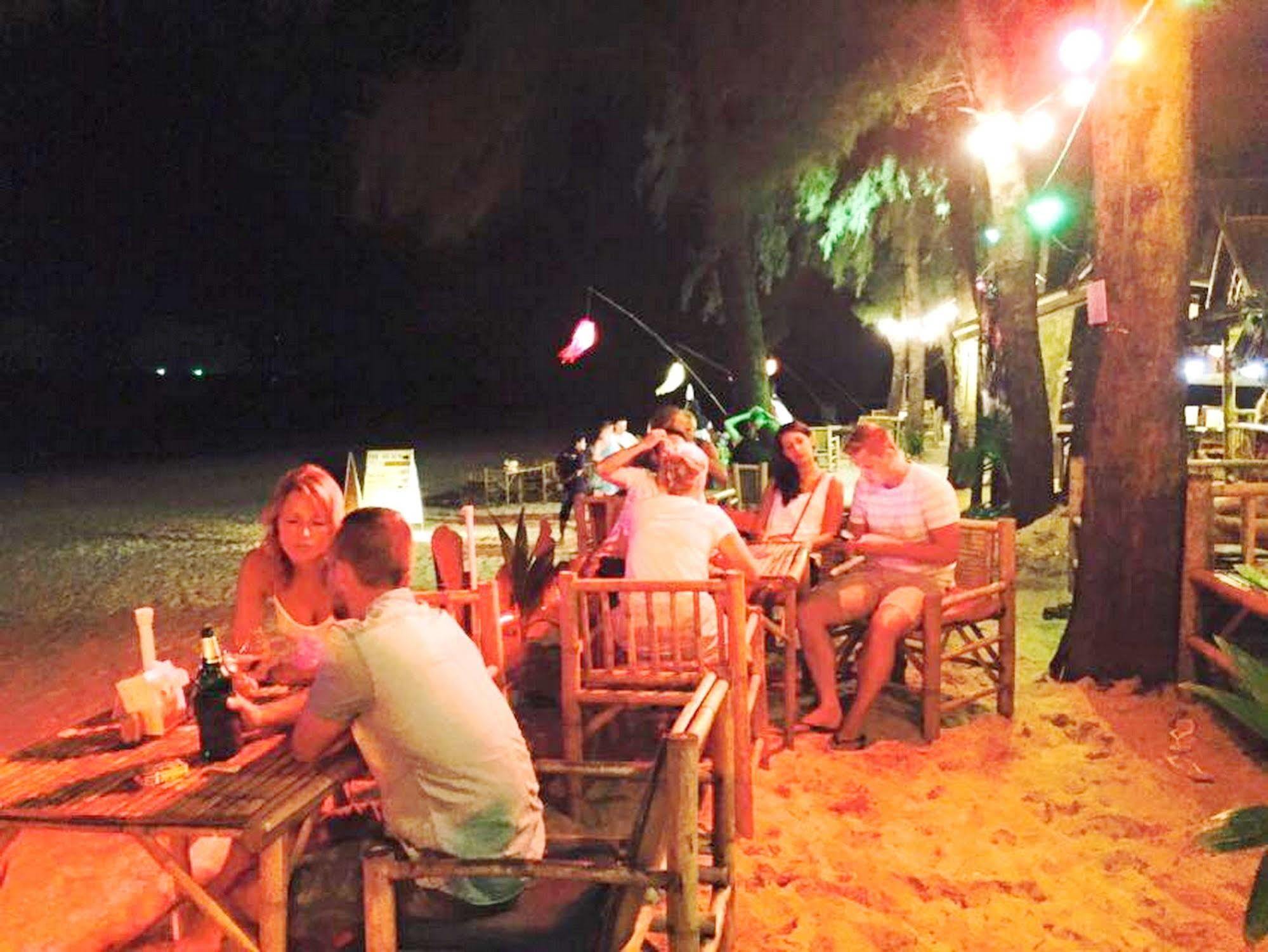 Lanta Palm Beach Resort Krabi , Koh Lanta - SHA Plus Bagian luar foto
