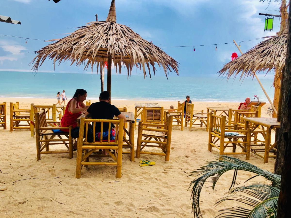 Lanta Palm Beach Resort Krabi , Koh Lanta - SHA Plus Bagian luar foto