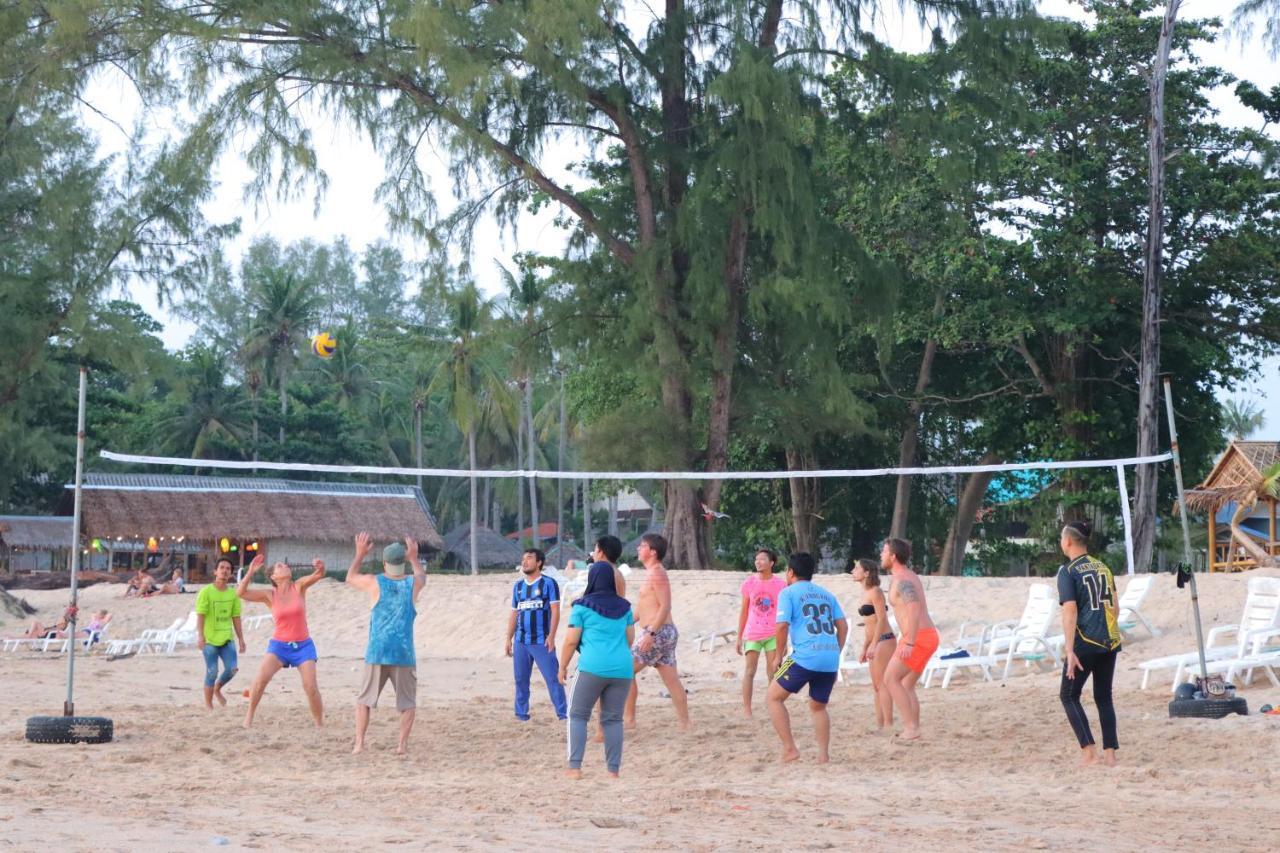 Lanta Palm Beach Resort Krabi , Koh Lanta - SHA Plus Bagian luar foto