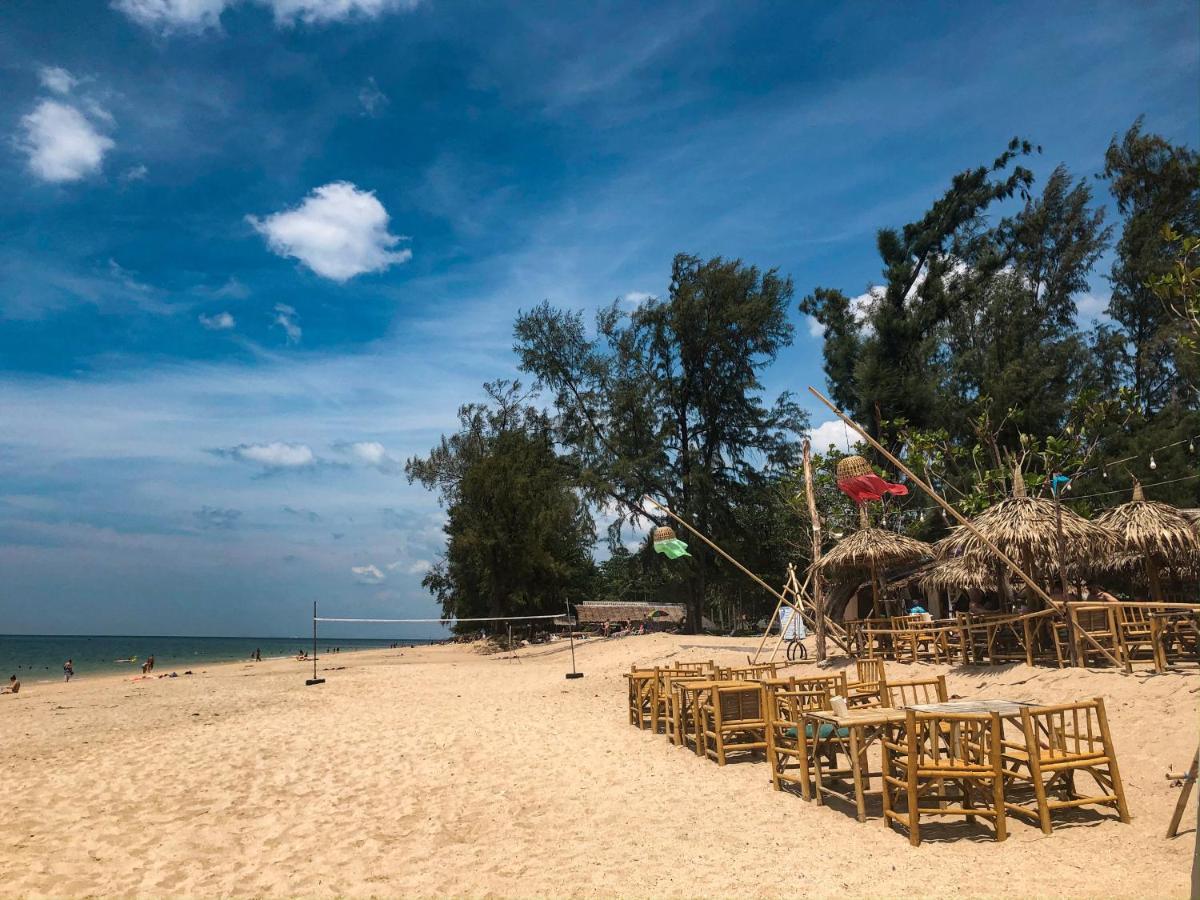 Lanta Palm Beach Resort Krabi , Koh Lanta - SHA Plus Bagian luar foto
